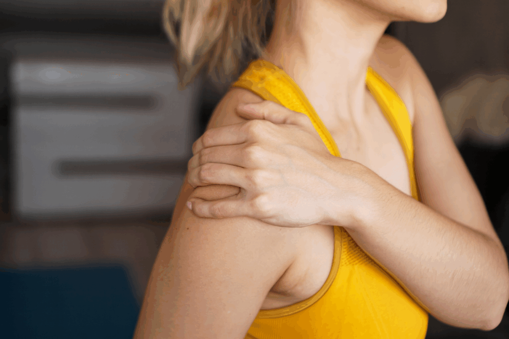 What You Need to Know About Frozen Shoulder and Mobility Loss
